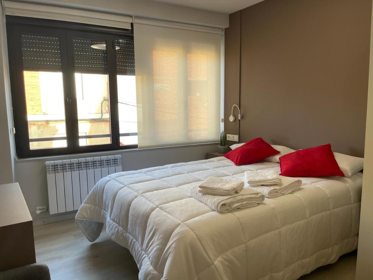 Apartamentos Puertas Del Orbigo Carrizo de la Ribera Exterior photo